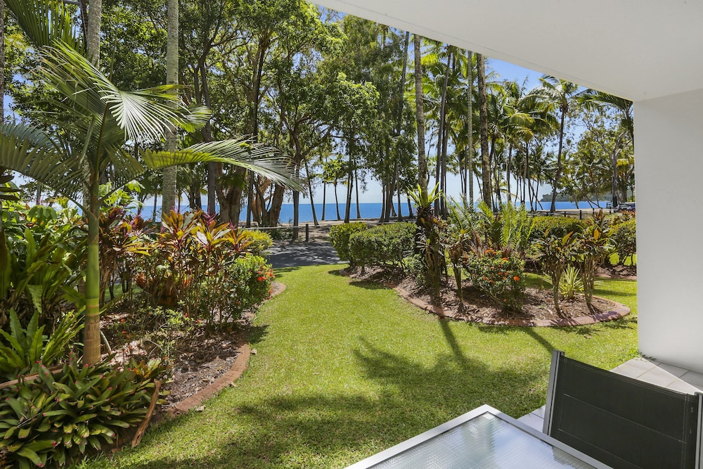 Agincourt Beachfront Apartments 59/72