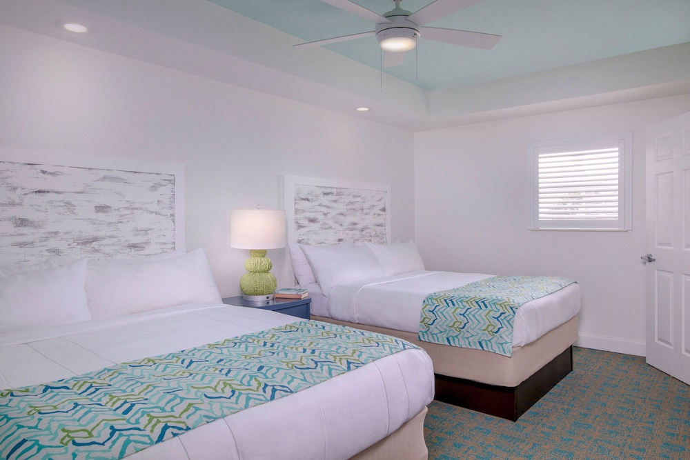 2 BEDROOMS, VILLA, BALCONY, KITCHEN