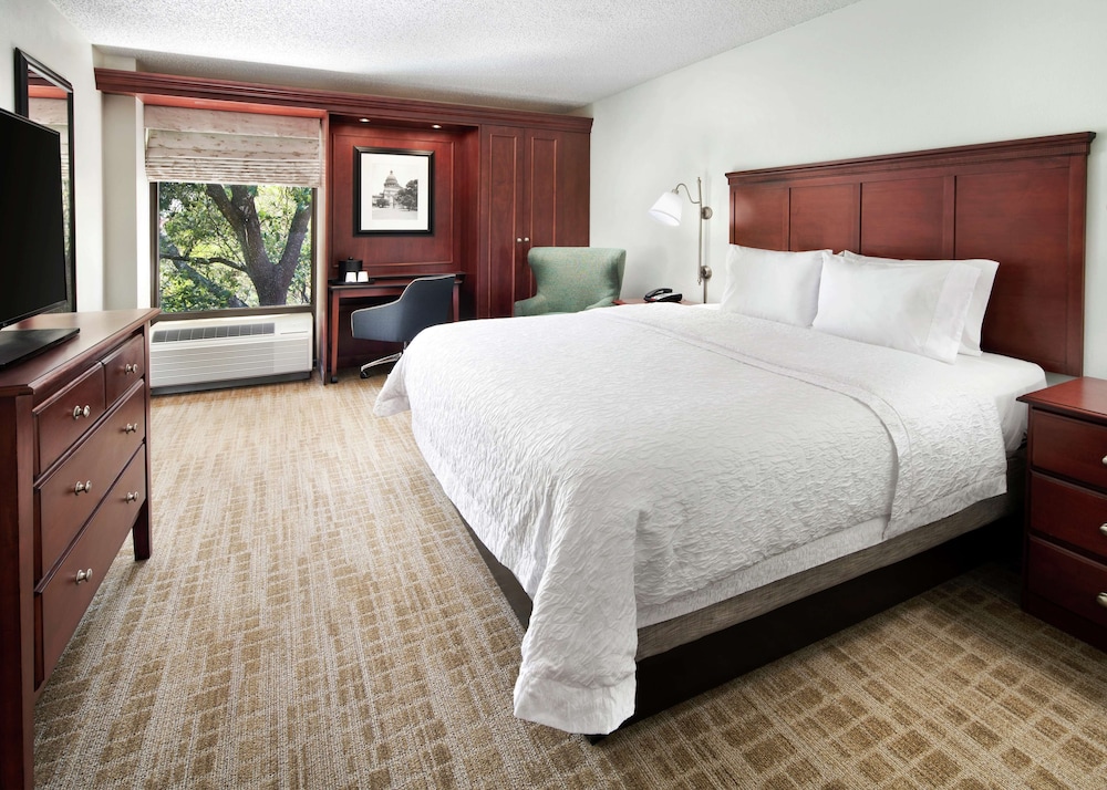 Hampton Inn Austin North At I - 35 & Hwy 183 16/42