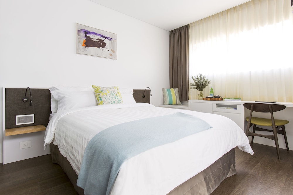The Kingsford, Ascend Hotel Collection 9/29