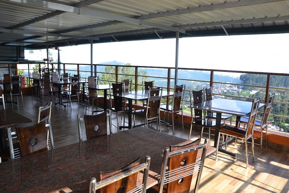 Kodai Sunshine Hotel 18/30