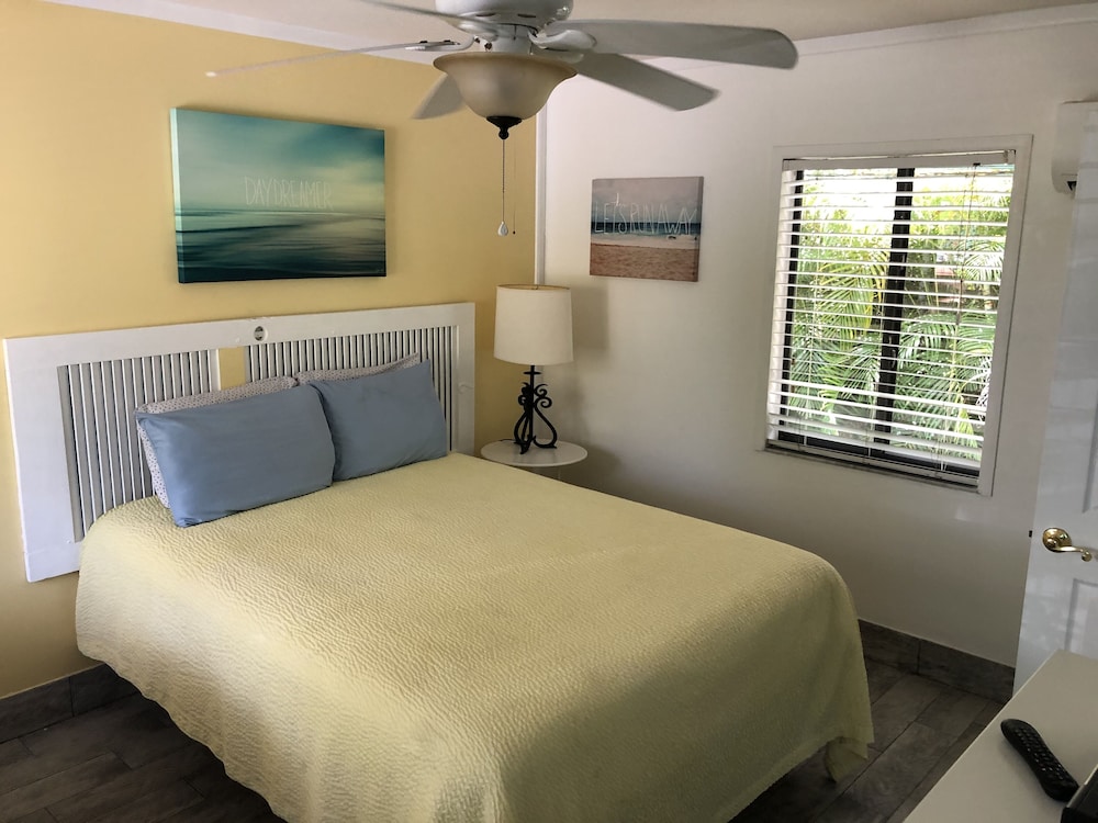 My Sarasota Getaway 6/44