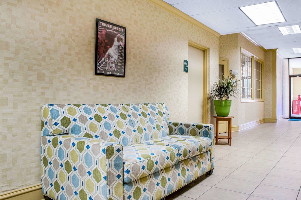Quality Inn University Area Troy, AL 14/41