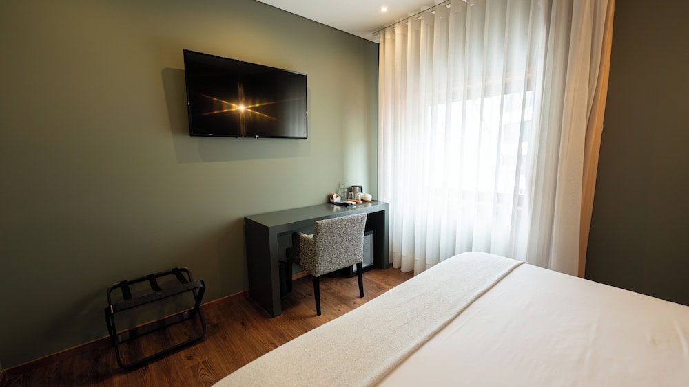 Santo Thyrso Hotel 24/45