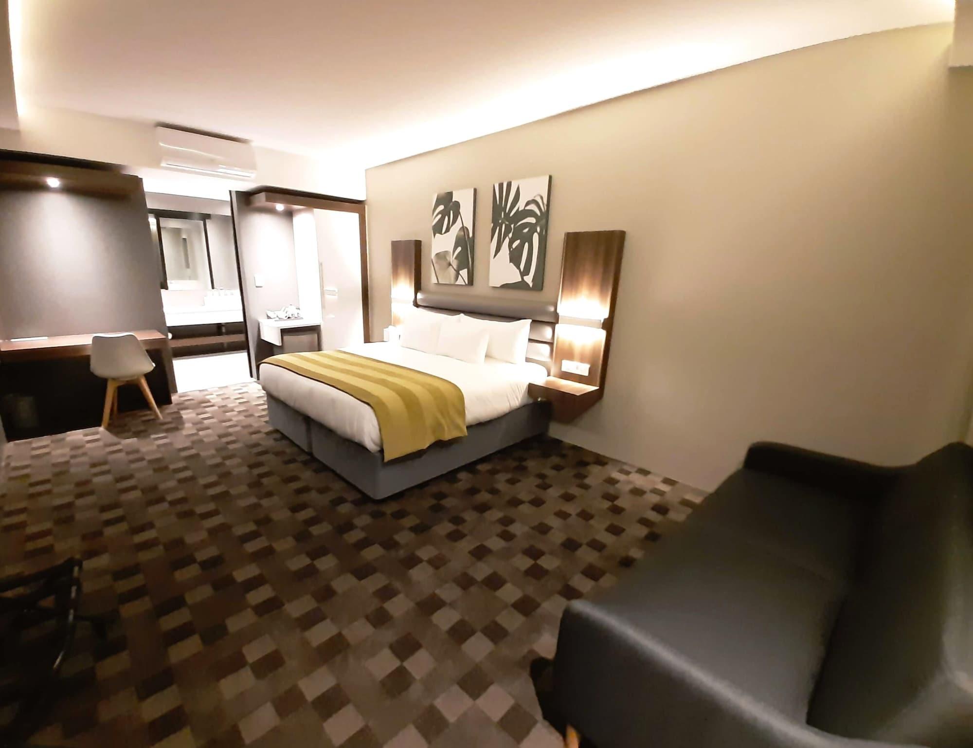 Copperwood Hotel and Conferencing 5/15