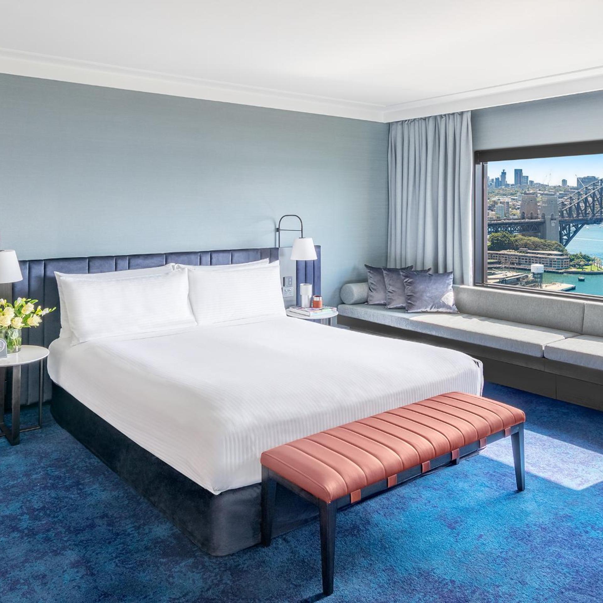 Suite, King Bed, Harbour Bridge View