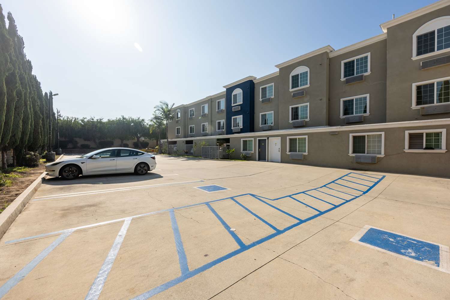 Torrance Inn LAX Airport Area 26/38