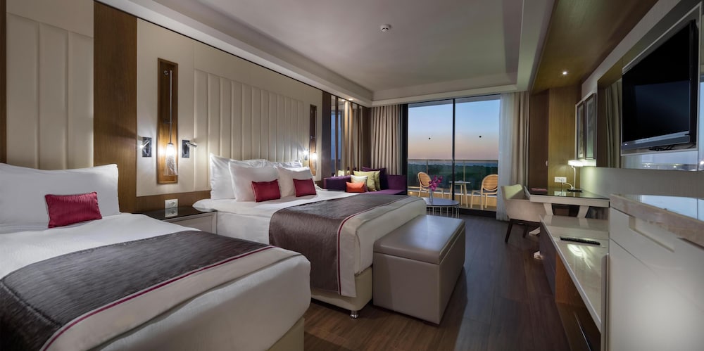 Trendy Lara Hotel 22/67