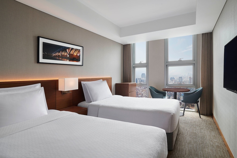 Four Points by Sheraton Josun, Seoul Station (Ex: Four Points By Sheraton Seoul Namsan) 13/37