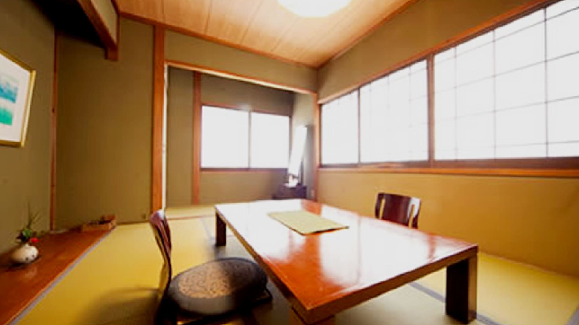 Traditional, House, 2 Futon Beds