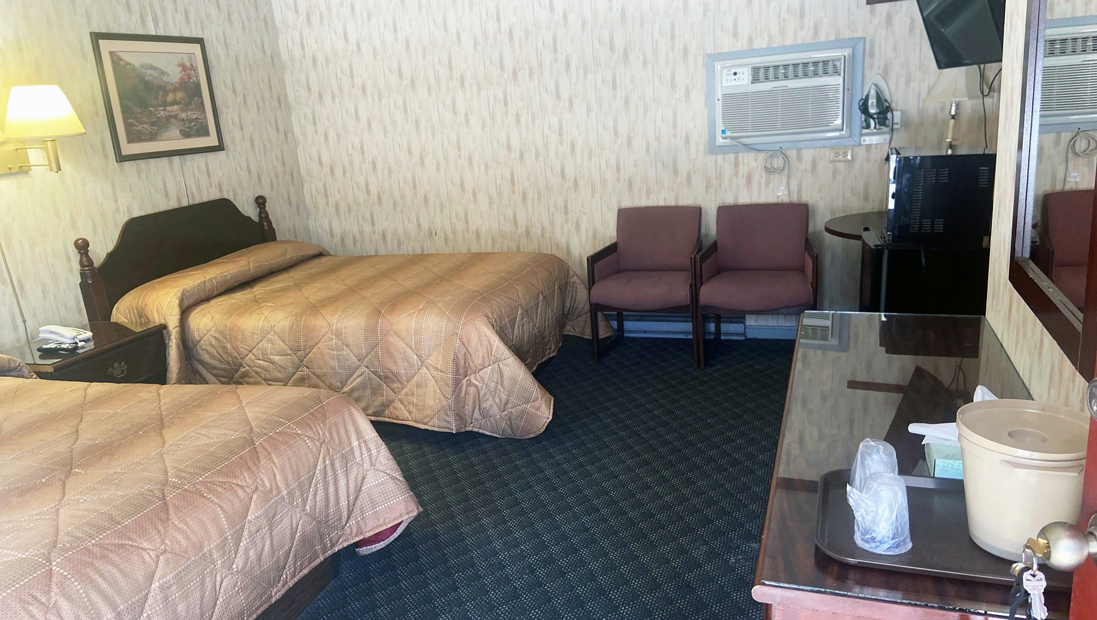 Pleasant Valley Motel West Stockbridge 7/23