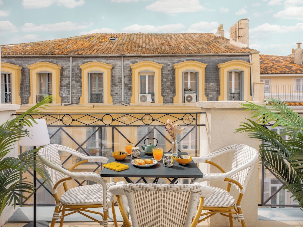 Maisons du Monde Hotel & Suites - Marseille Vieux Port 10/46