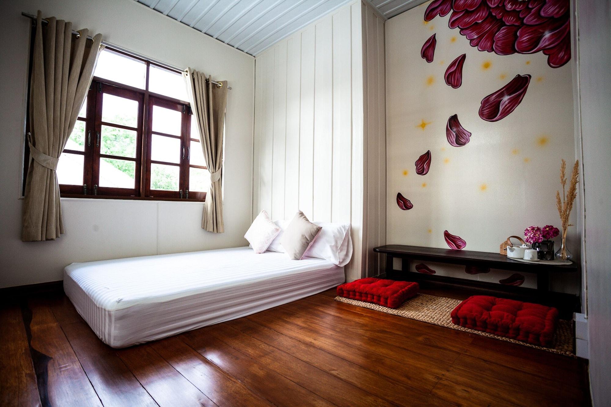 Baan Suan Krung Kao 16/57