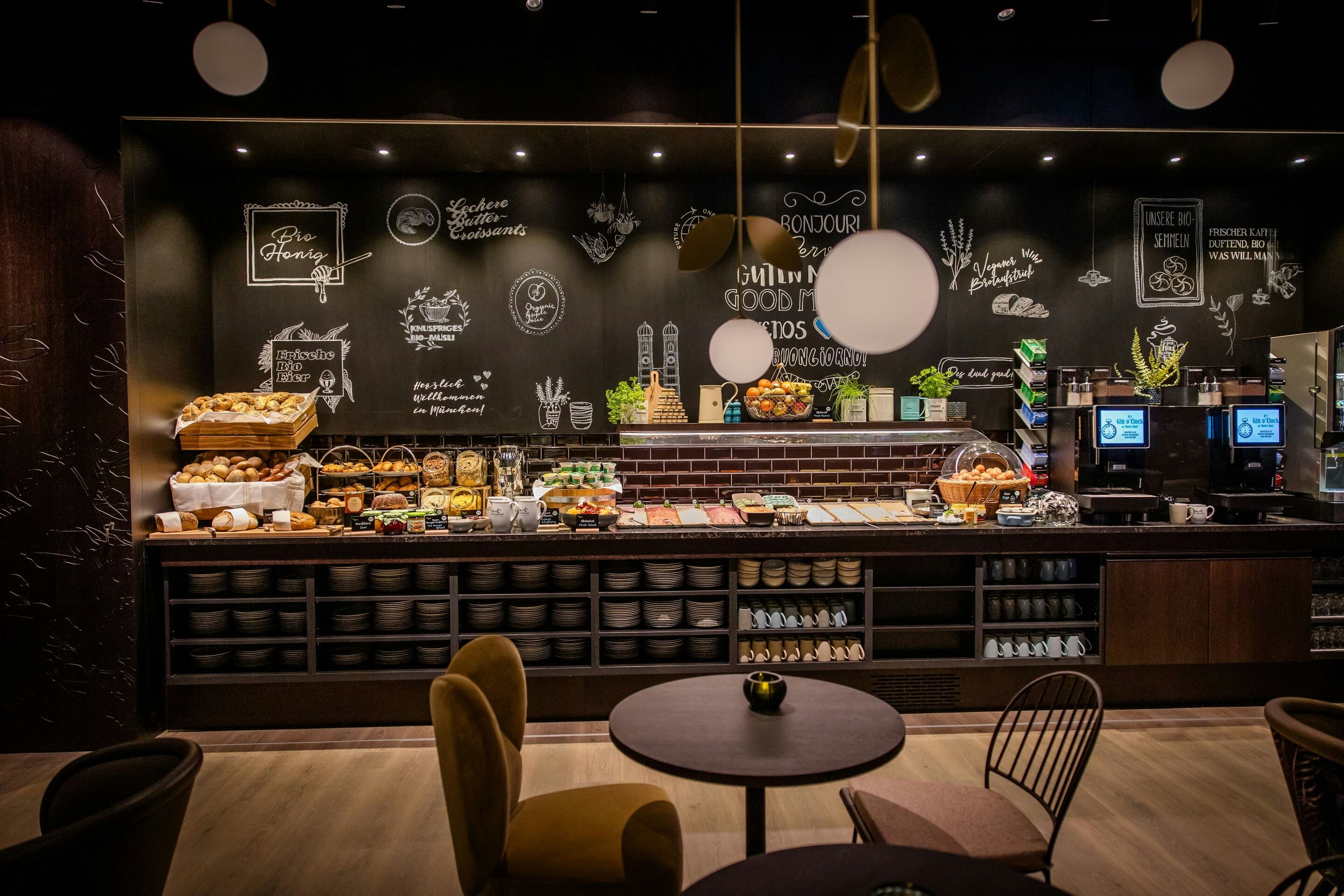 Motel One Munchen Hauptbahnhof 16/23