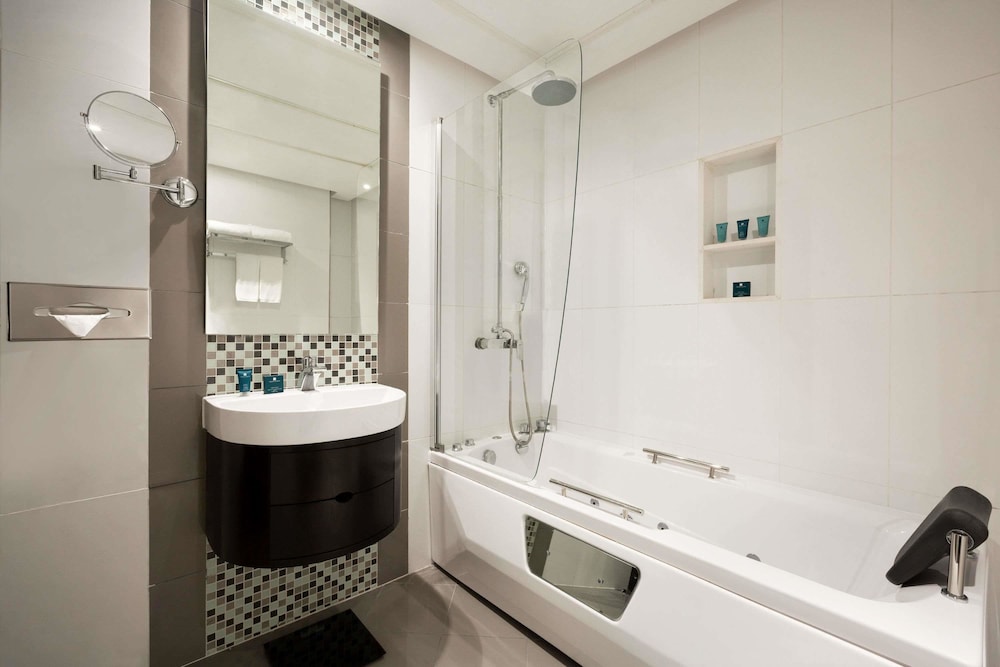 Wyndham Garden Manama 16/62