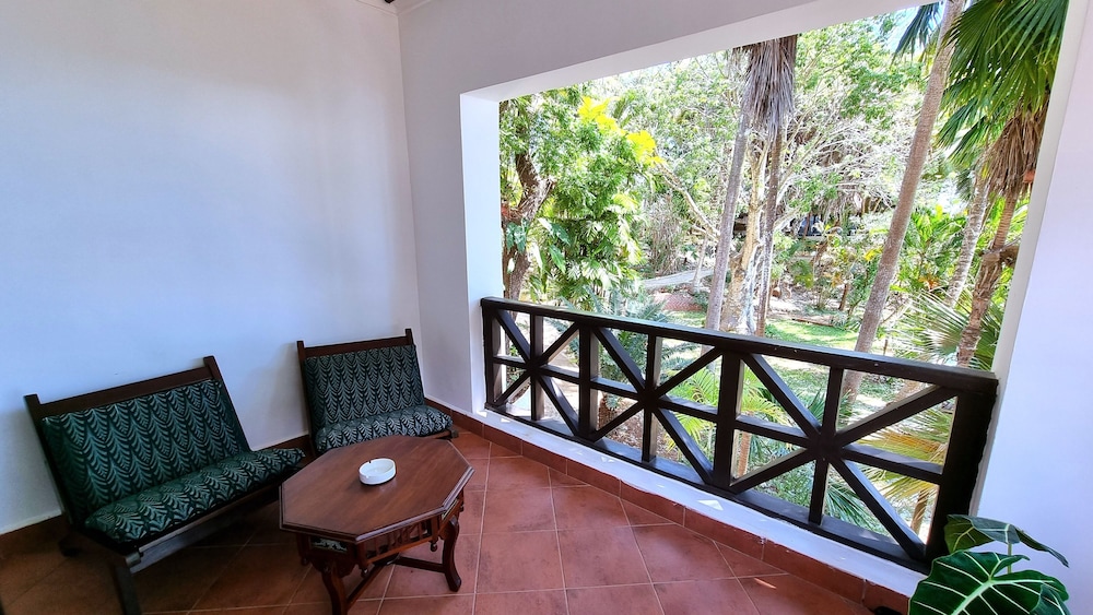 Jungle Paradise Beach Resort & Spa Mbweni Ruins 17/50