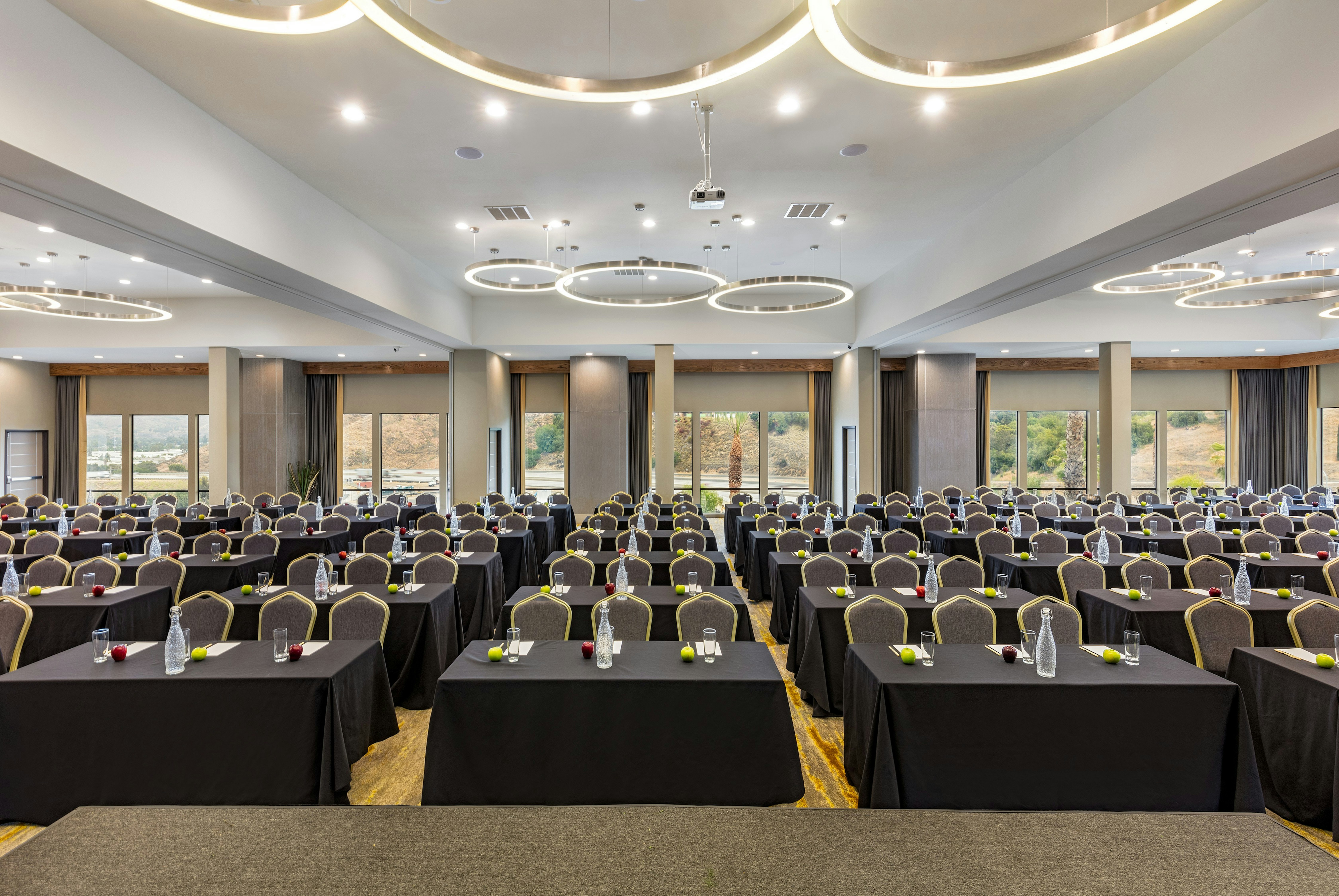 Doubletree By Hilton Pomona 59/64