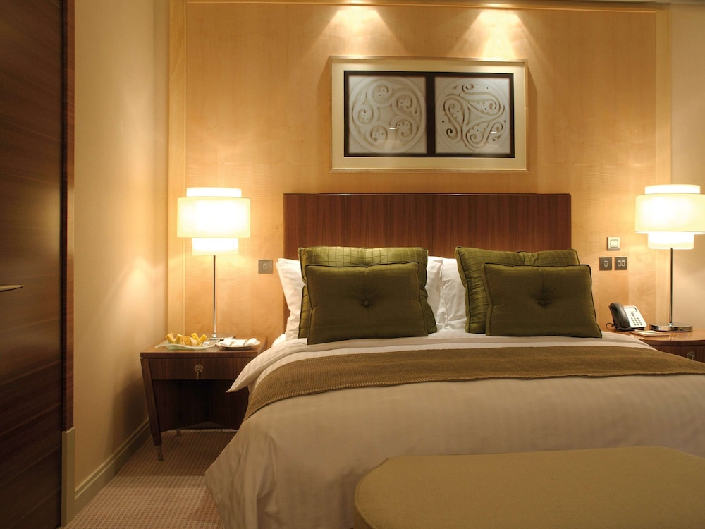 فندق موڤنبيك الخُبر(Movenpick Hotel Al Khobar) 24/80