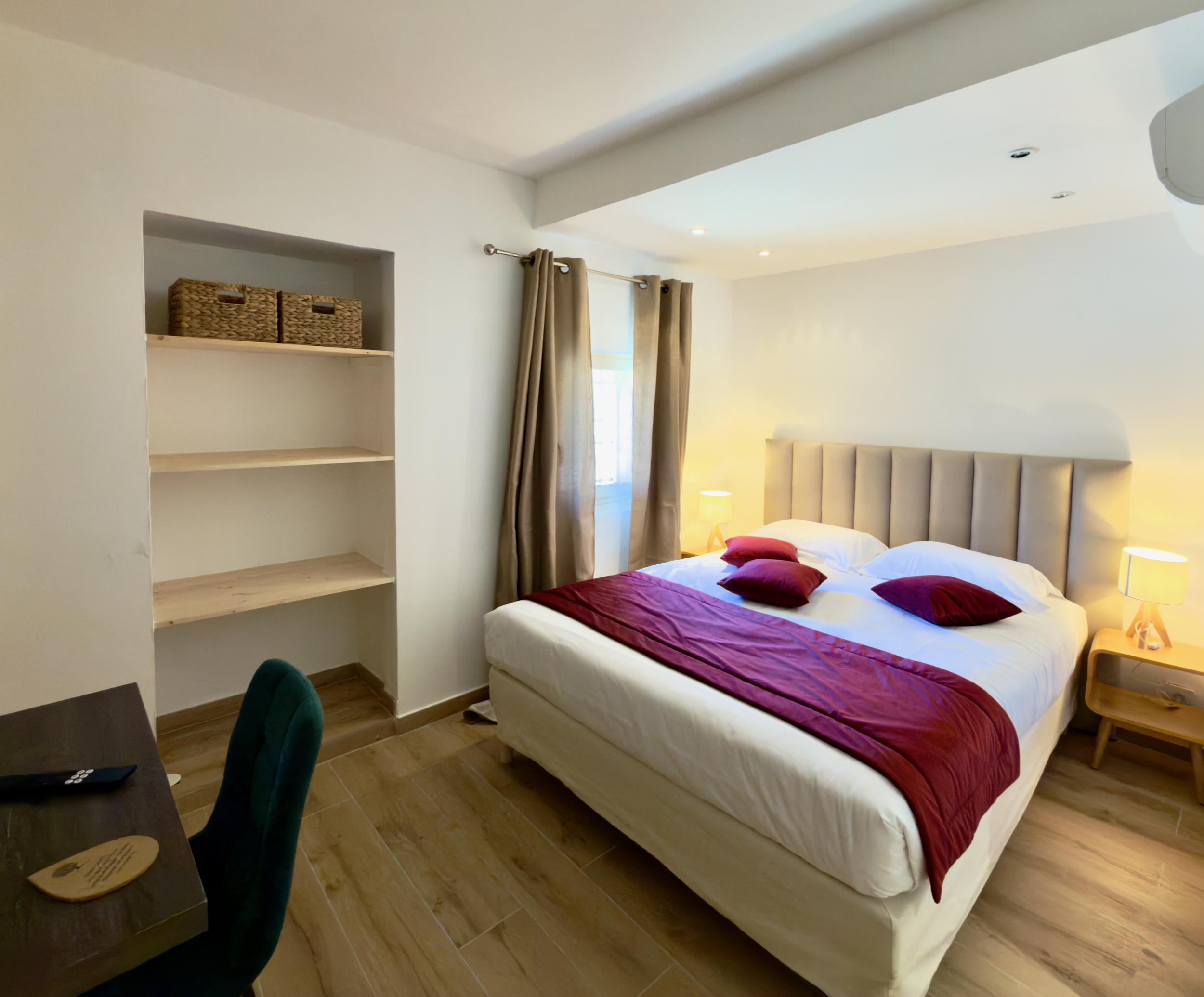 BUDGET, DOUBLE BED