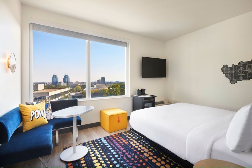 Aloft Atlanta Perimeter Center 13/33