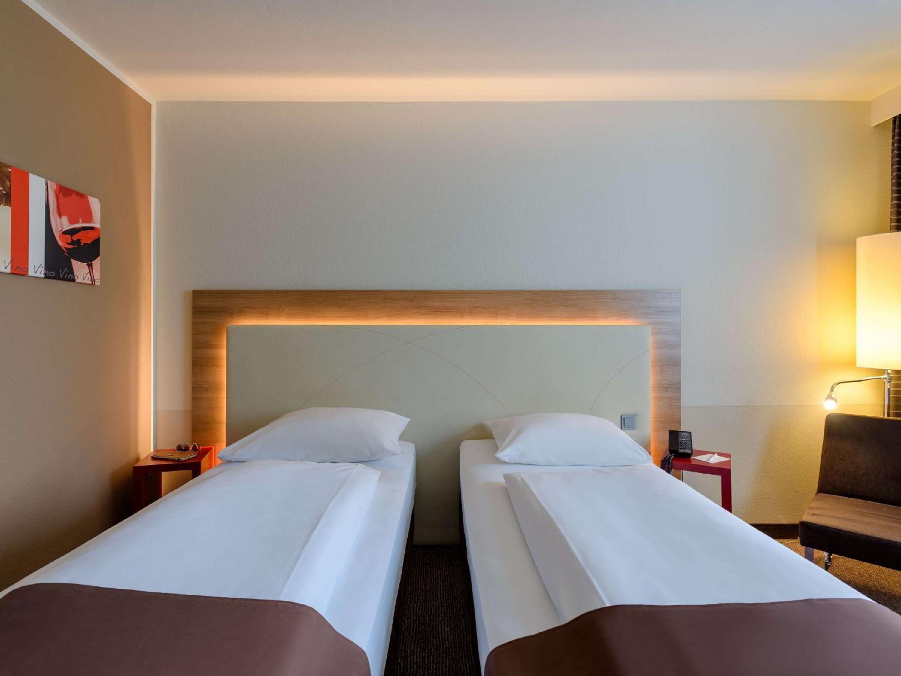 غرفة سوبيريور بسرير فردي، Mercure Hotel Stuttgart Airport Messe 7/10
