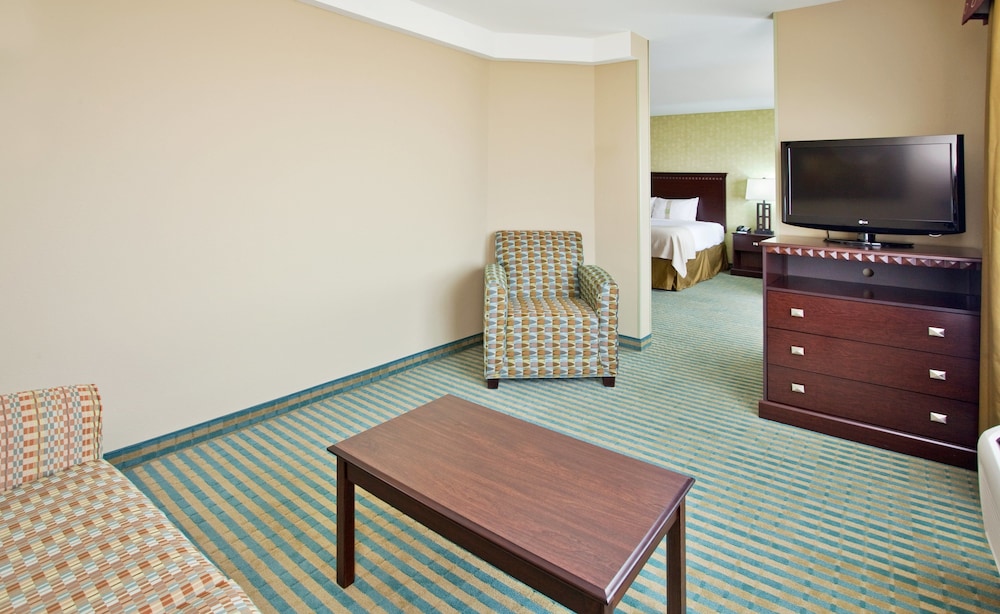 Holiday Inn Columbia-East 32/55
