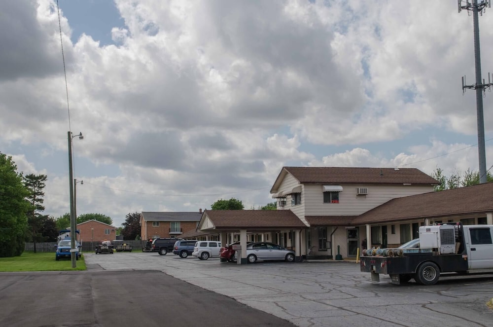 Delta Motel 1/18