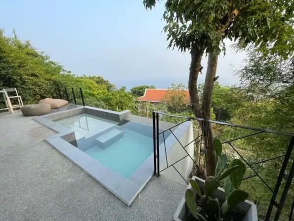 Pahili Pool Villas Koh Tao 30/50