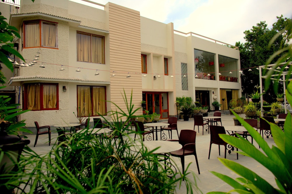Hotel Villa Highnest - Sriperumbudur 49/50