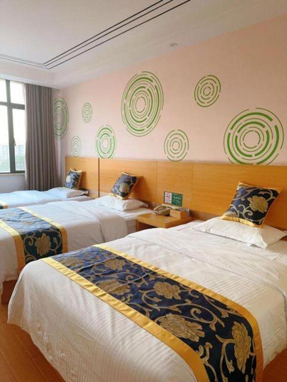 GreenTree Inn ShangHai Fengxian District XiaoTang Road Hotel 25/50