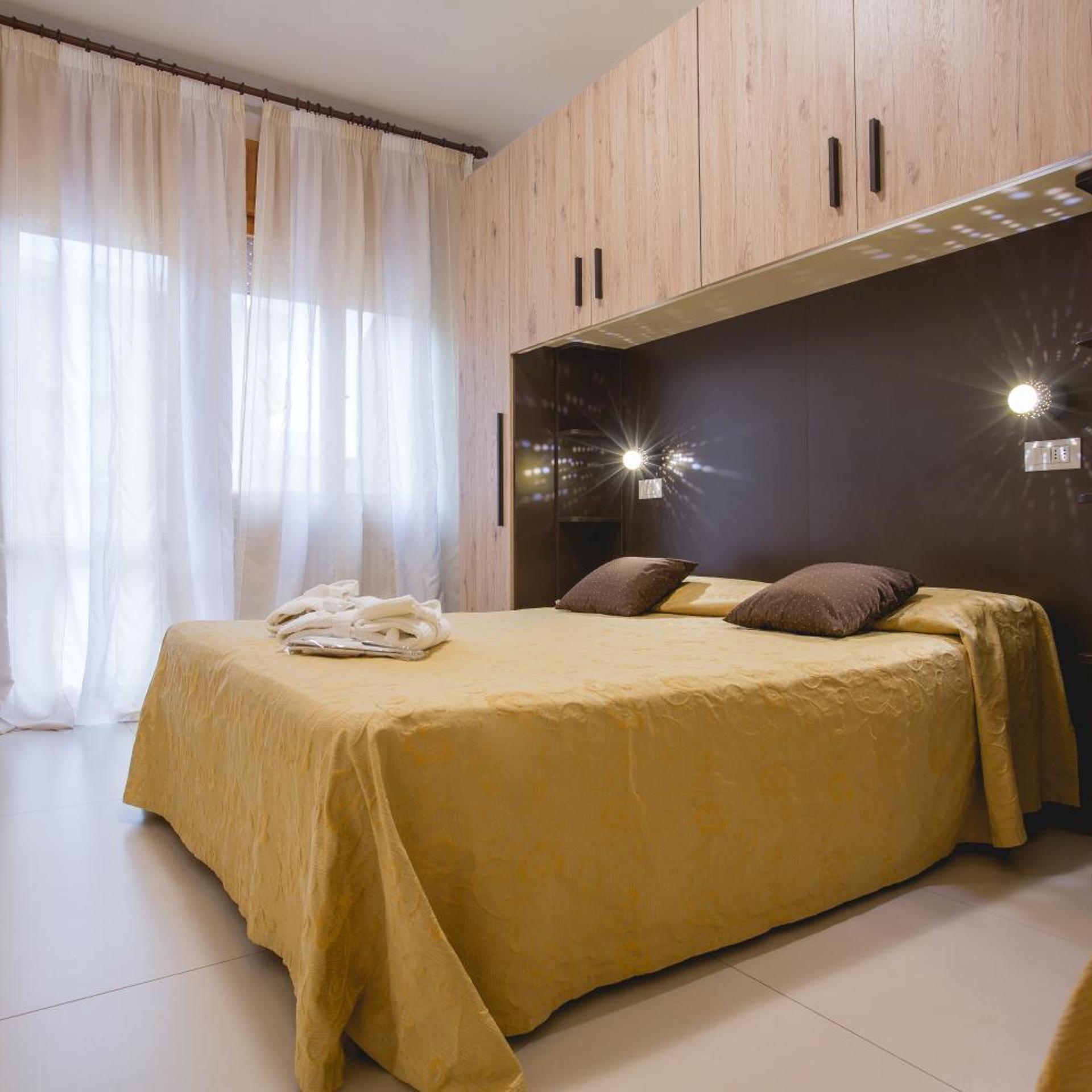 2 Bedrooms, Suite, Lateral Side Sea View