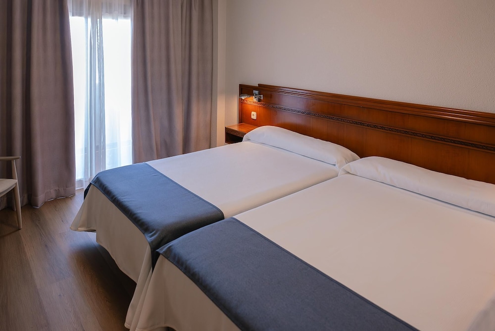 1 Bedroom, Apartment, Double Bed, Sea View, Sofa, Balcony, Xxl