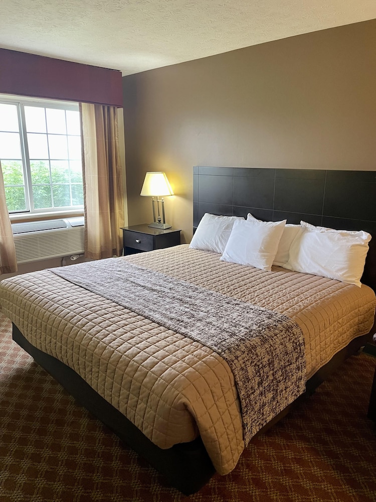 The Woodridge Inn 10/51