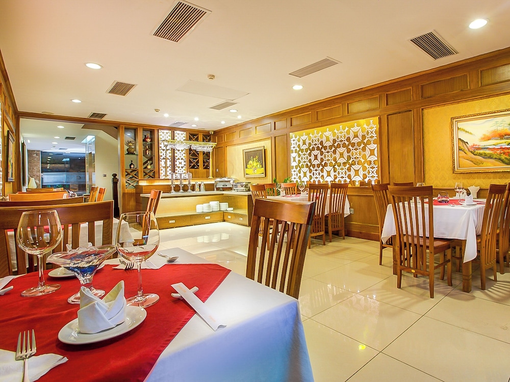 Royal Hotel Nha Trang 47/55
