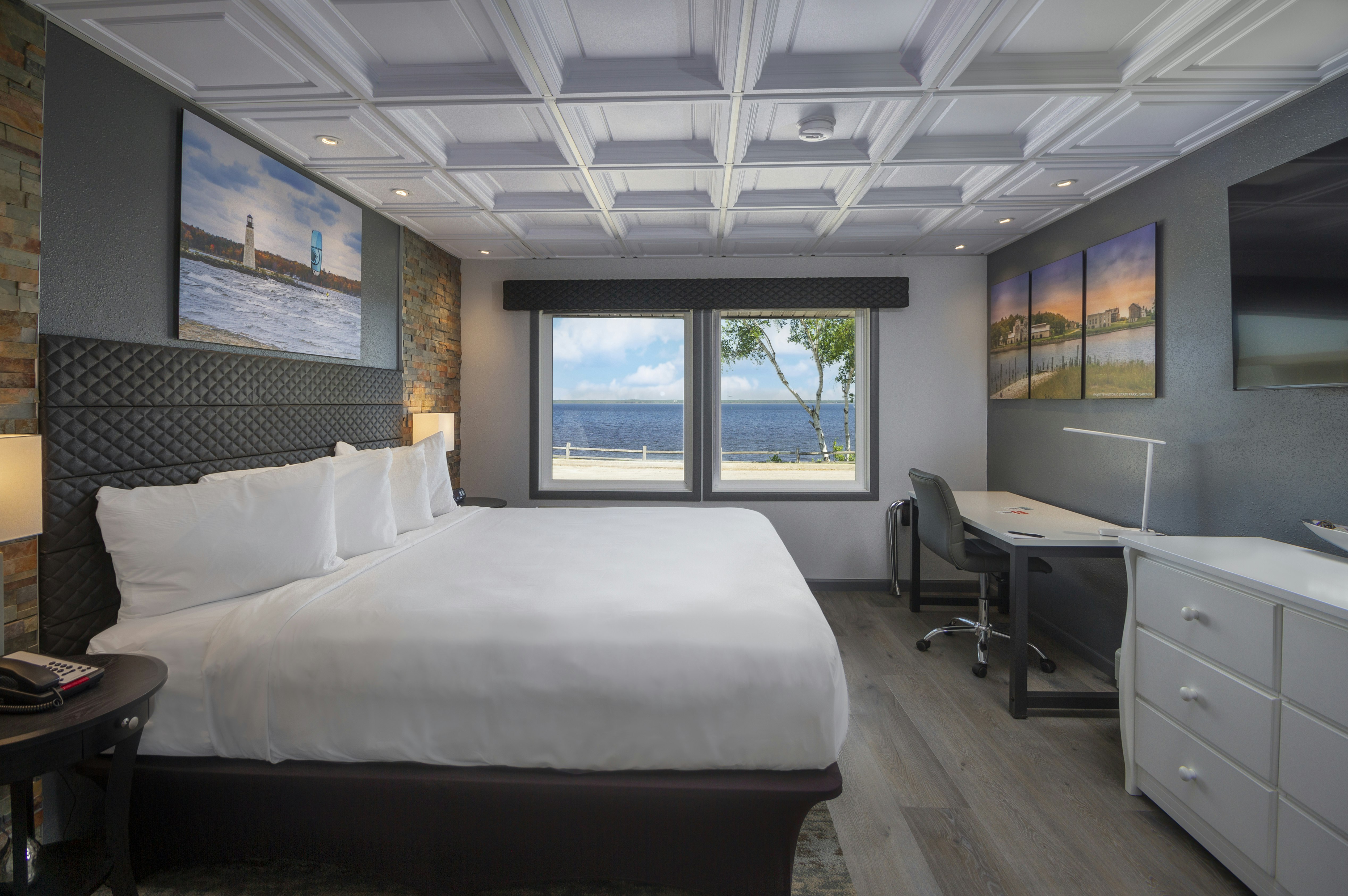 Terrace Bay Hotel 6/24