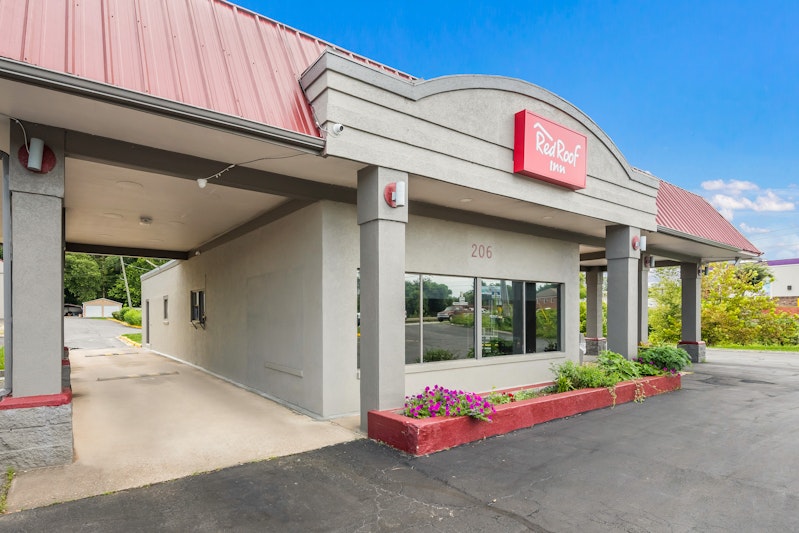 Red Roof Inn Lenoir 30/30