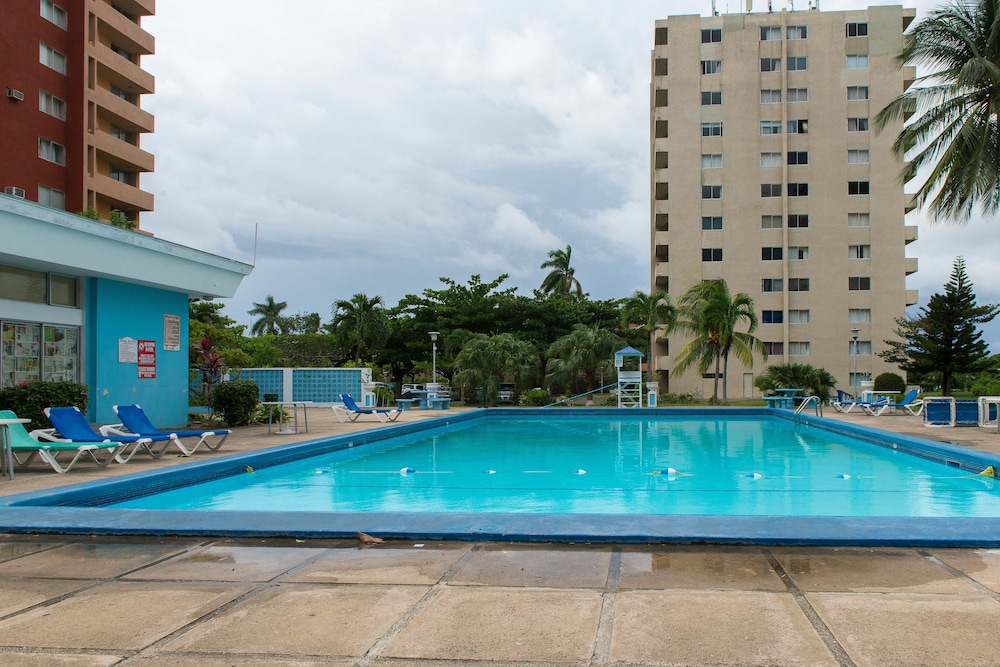 Green Island Beach Suite At Turtle Towers 9/50