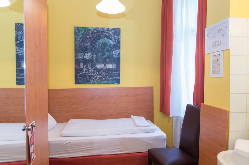 Pension Lehrerhaus 11/78