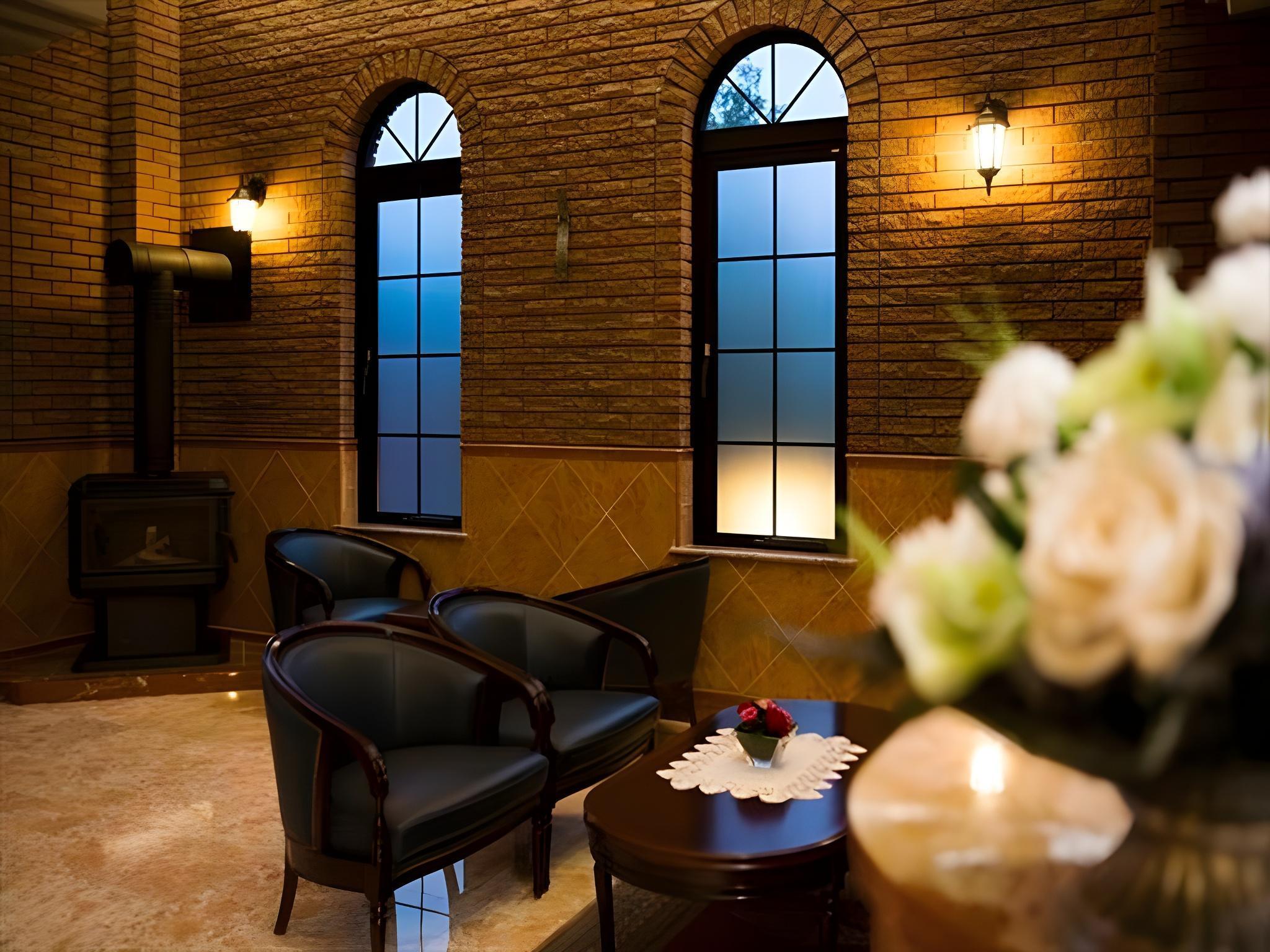Pirika Rera Hotel 19/21