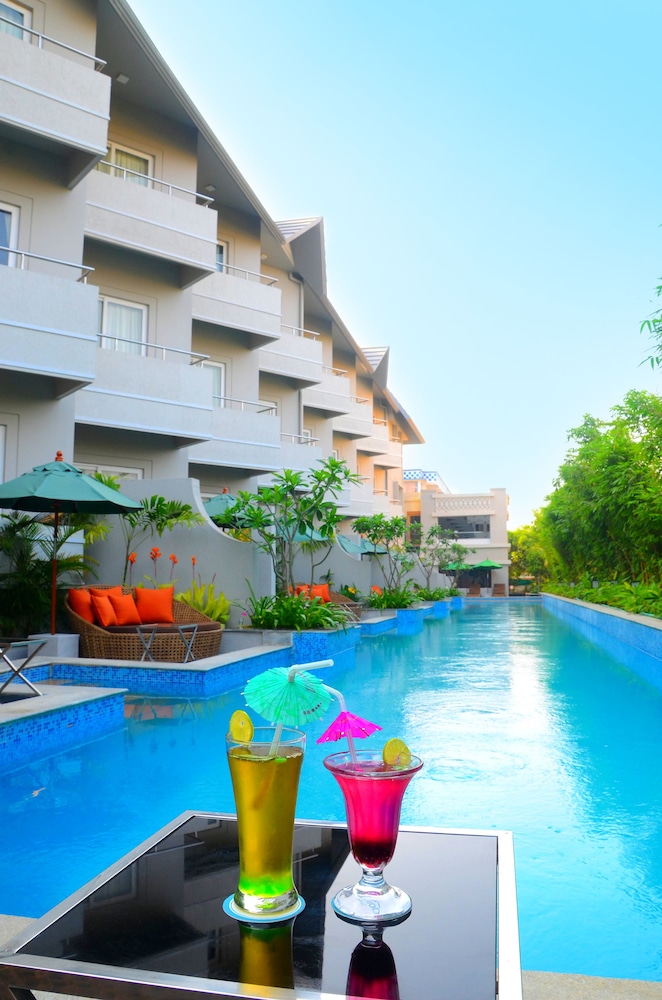 Pramod Convention & Beach Resort 3/46