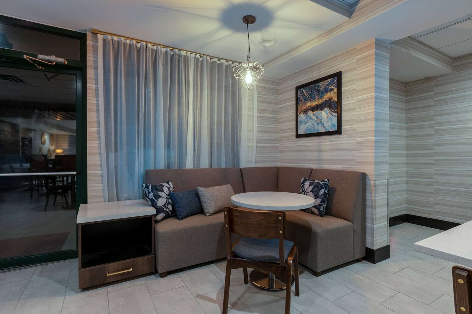 Spark by Hilton DFW North 34/60