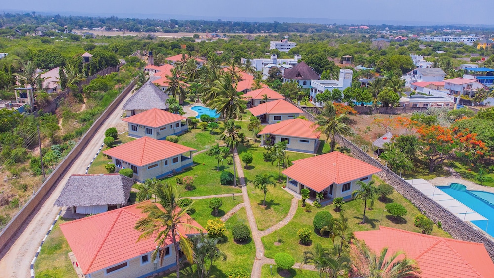 Doric Cottages Diani 41/50