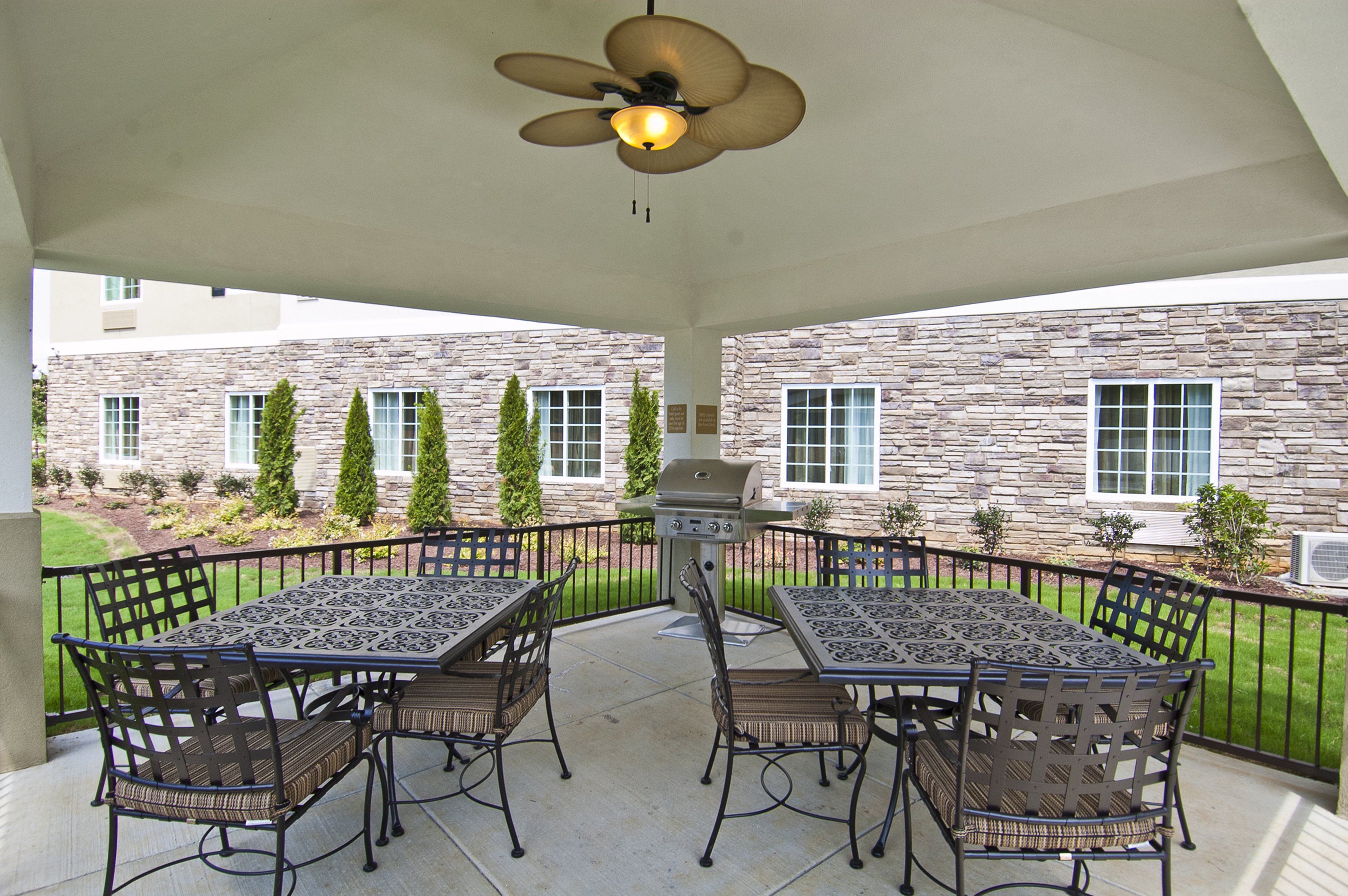 Candlewood Suites Tupelo North 24/28
