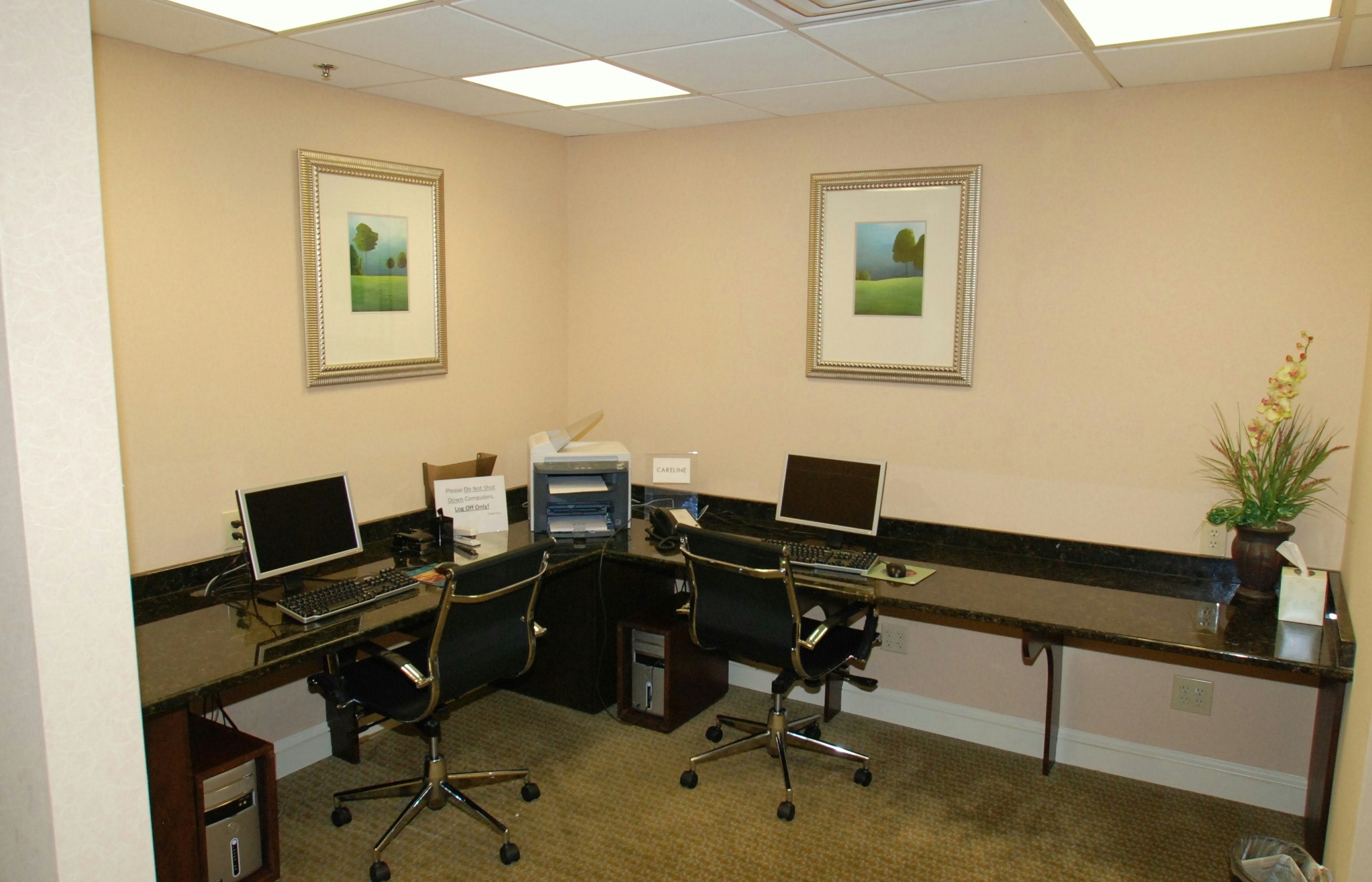 Doubletree By Hilton Fayetteville 37/43