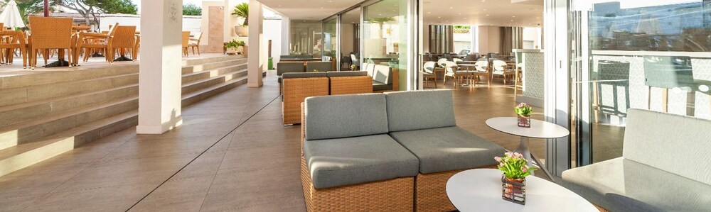 Clumba Hotel 30/50
