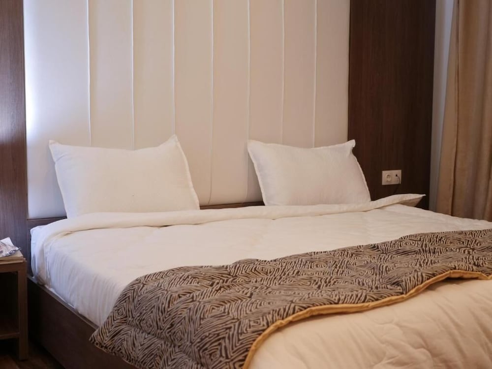 Hotel Royal Elisa 19/48