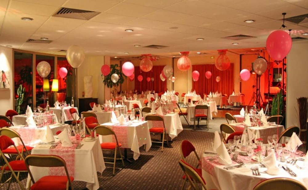 restaurant-cafeteria