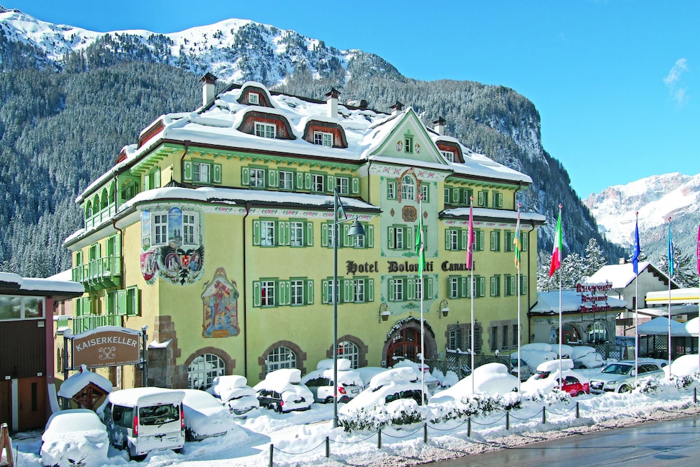 Schloss Hotel & Club Dolomiti 3/50