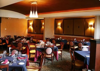The Bertram Inn & Conf Ctr, Trademark Collection Hotel 37/51