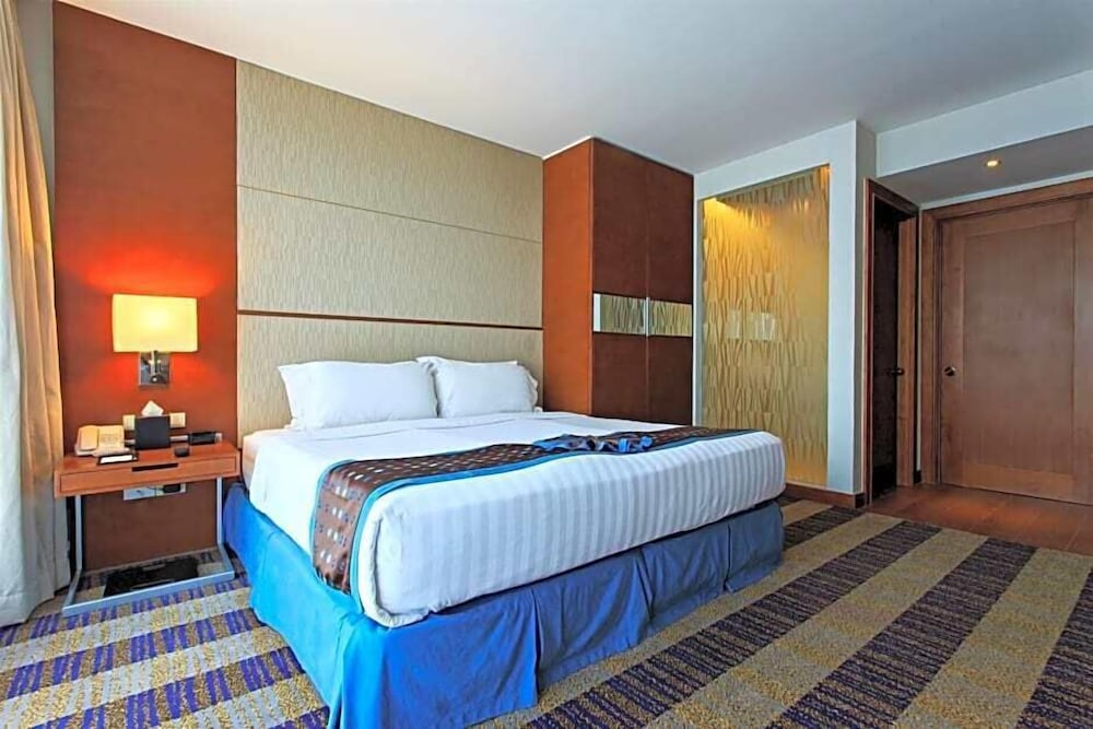 Lex Hotel Cebu 10/43